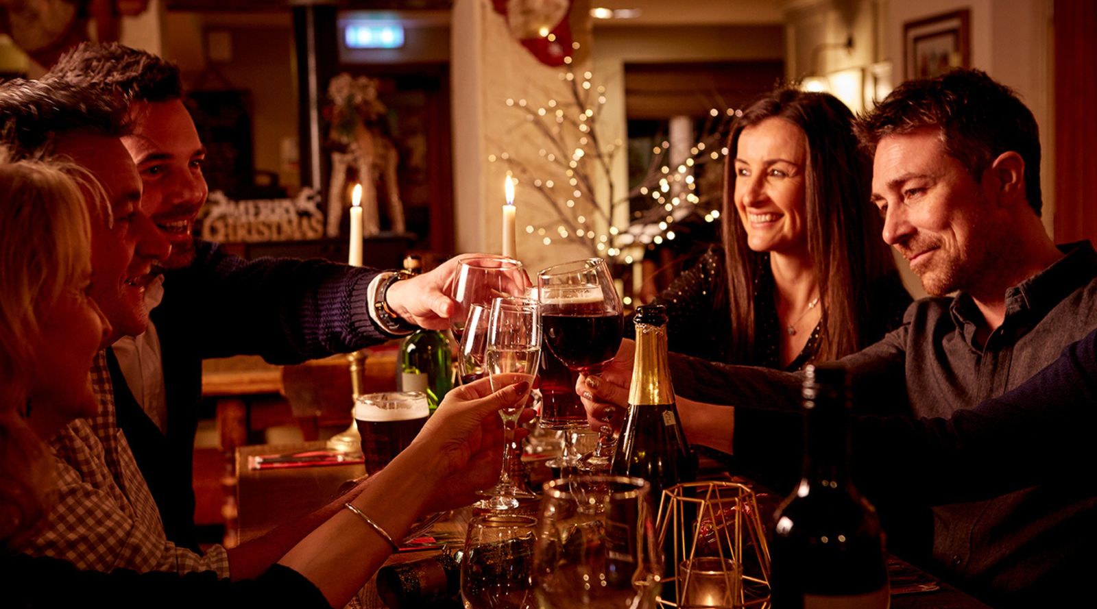 Book Your Christmas Lunch In Cheadle The Pointing Dog book-your-christmas-lunch-in-cheadle-the-pointing-dog